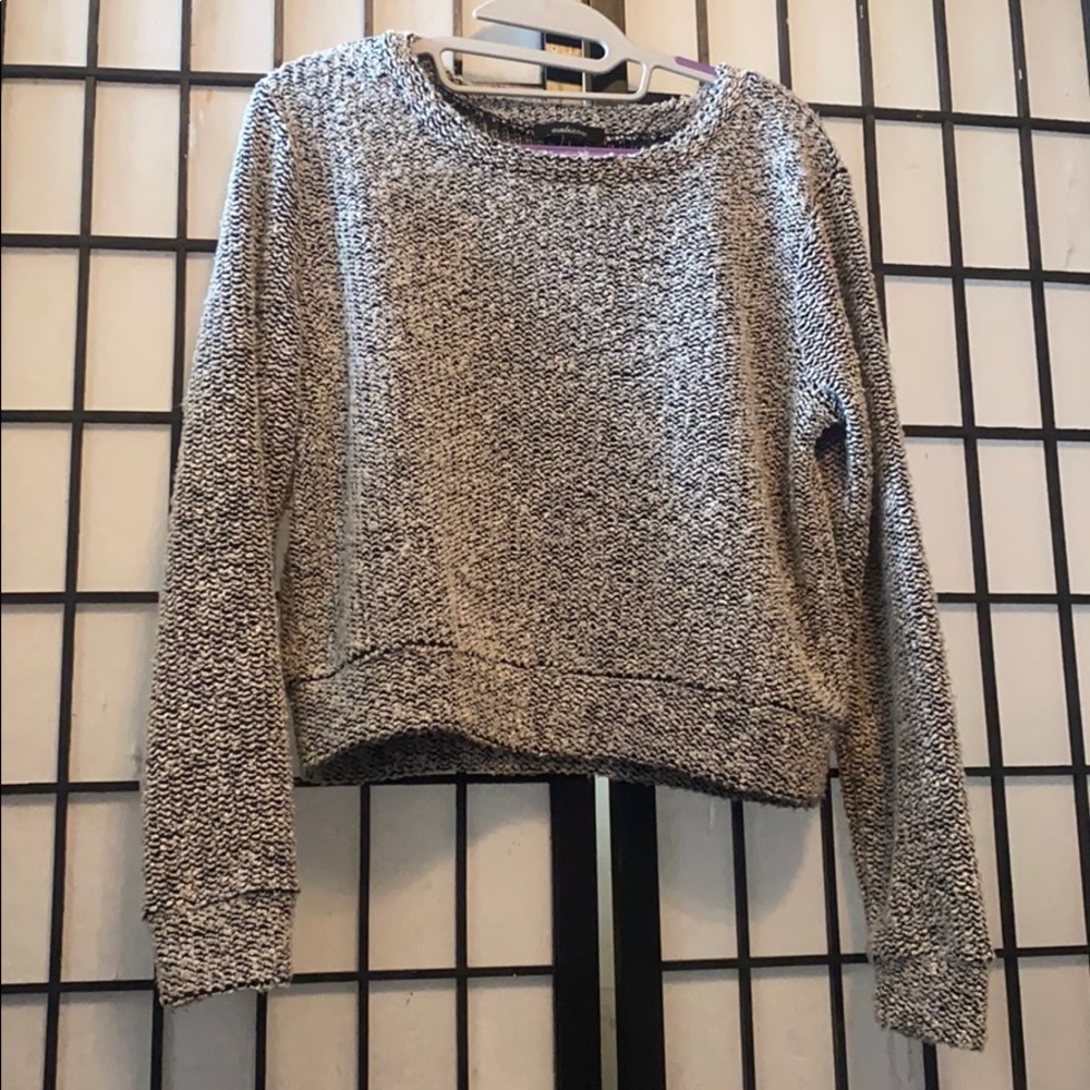 Cropped Pullover Sweater